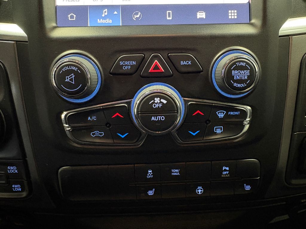 2022 RAM 1500 - Image 25