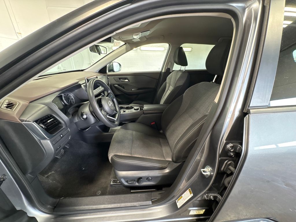 2022 NISSAN ROGUE - Image 19