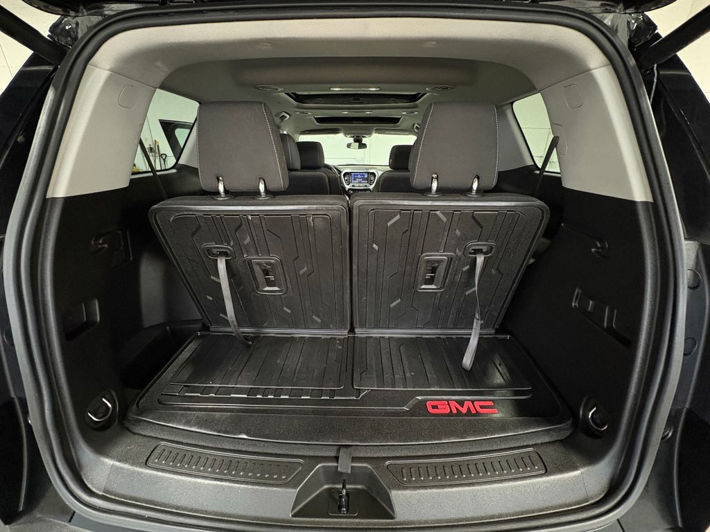 2023 GMC ACADIA - Image 34