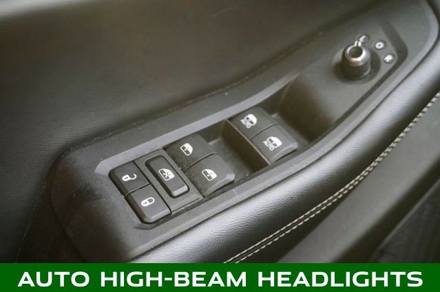 2023 JEEP GRAND CHEROKEE - Image 30