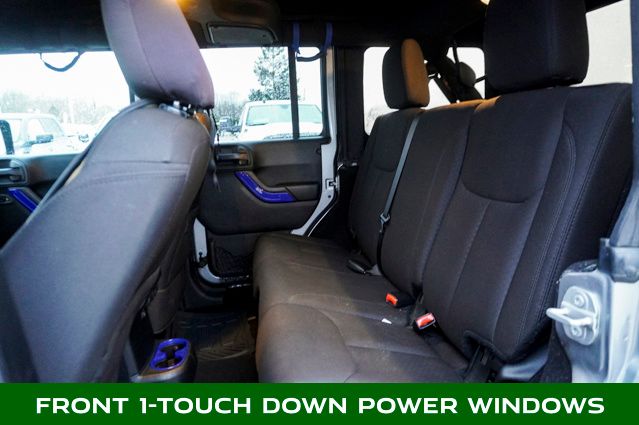 2017 JEEP WRANGLER - Image 7