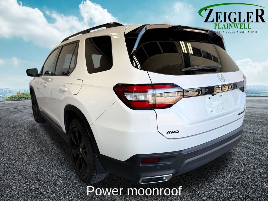 Used 2023 Honda Pilot Elite SUV