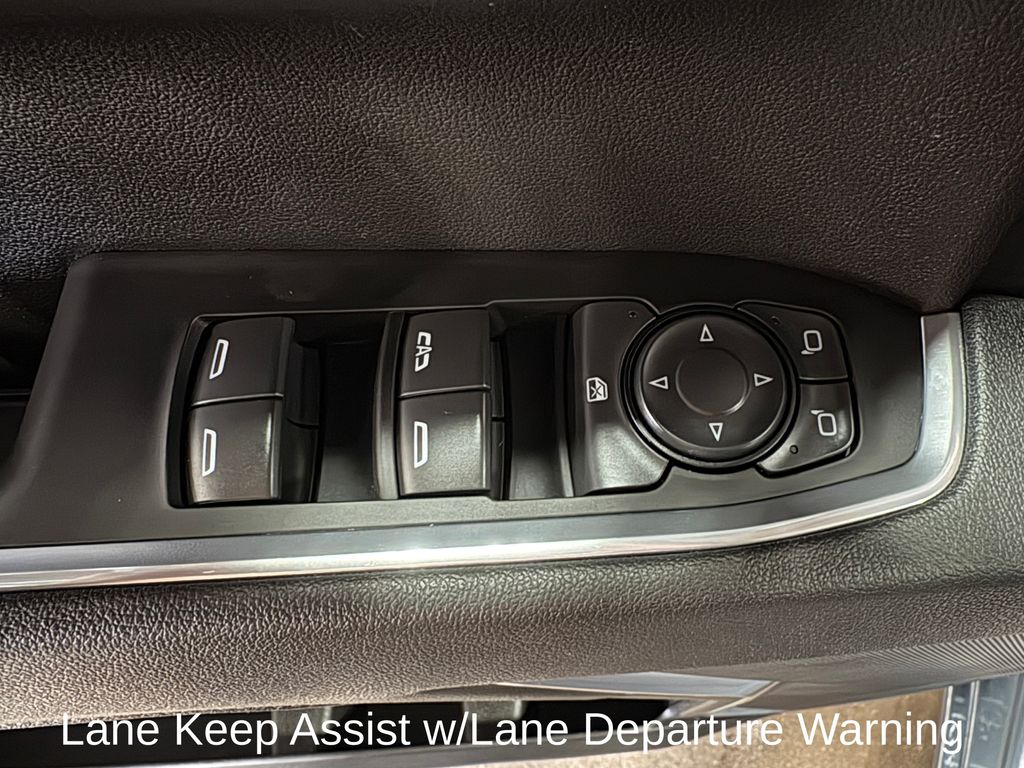 2025 CHEVROLET SILVERADO - Image 17