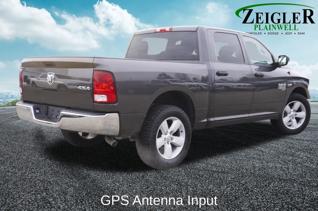 2023 RAM 1500 - Image 3