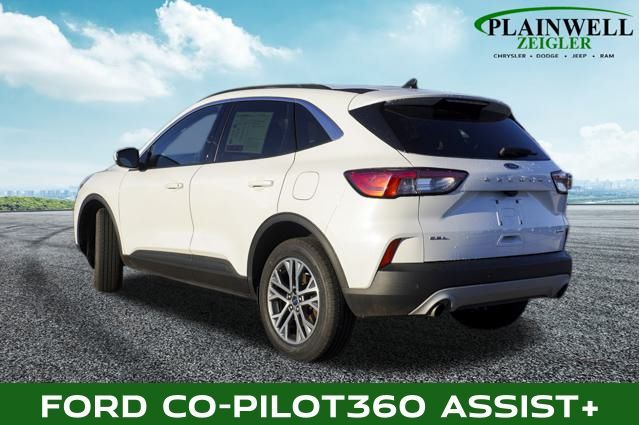 2021 Ford Escape SEL photo 2