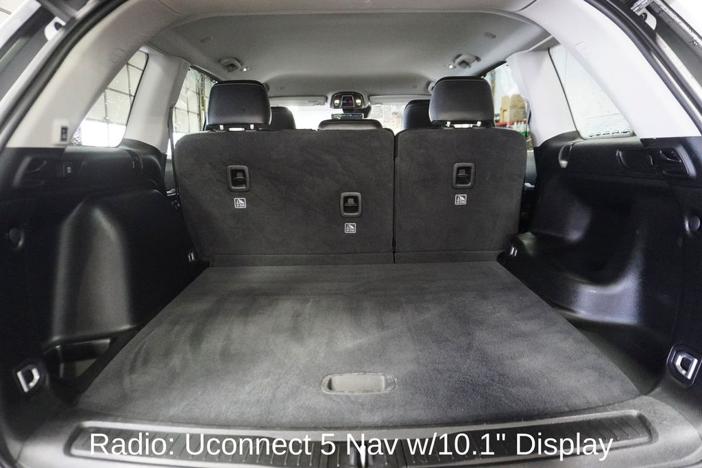 2023 JEEP GRAND CHEROKEE - Image 6