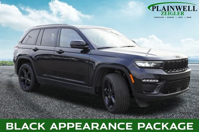 2023 Jeep Grand Cherokee Limited Black High photo 3