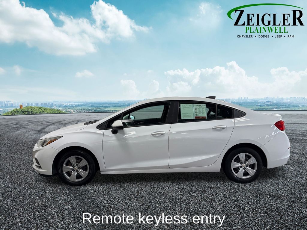 2018 CHEVROLET CRUZE - Image 4