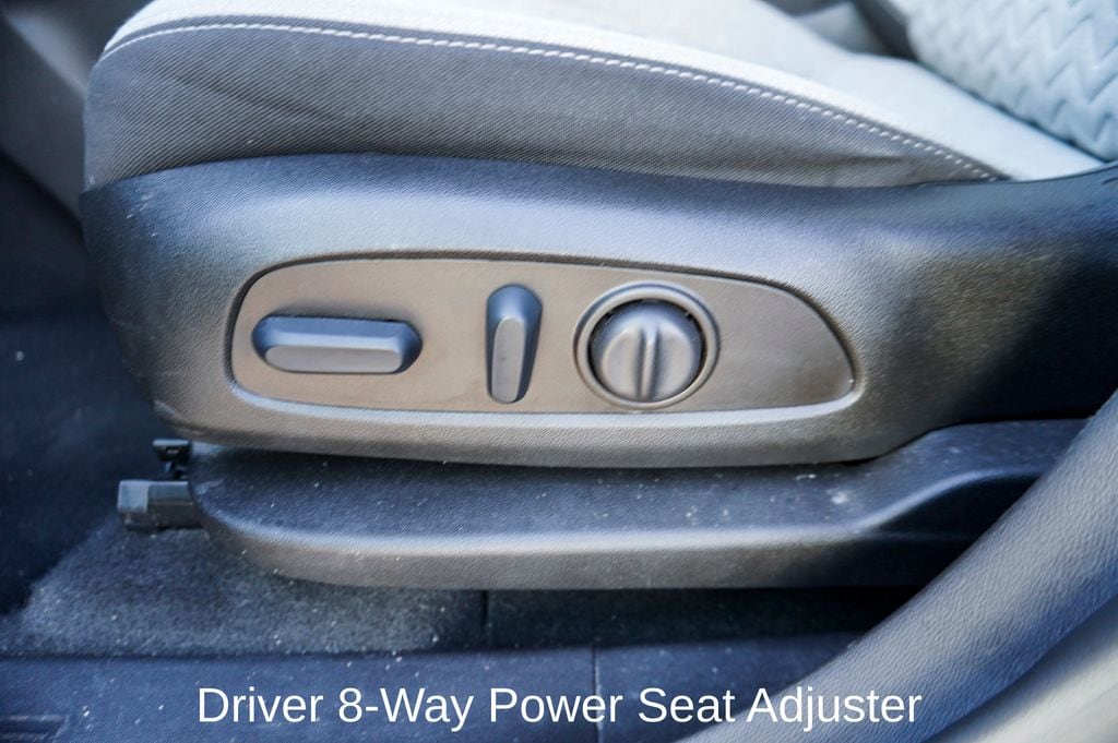 2023 CHEVROLET EQUINOX - Image 13