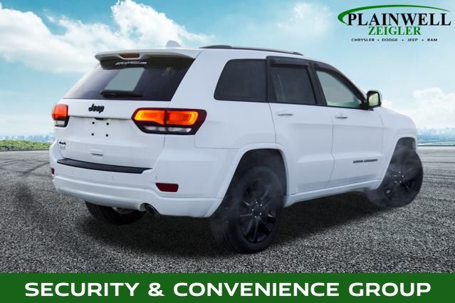 2020 Jeep Grand Cherokee Altitude photo 3