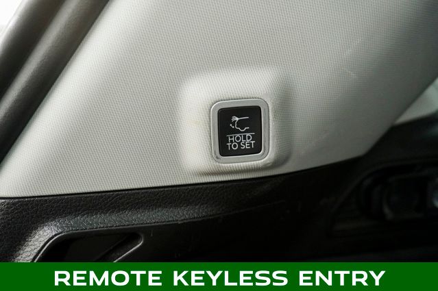 2023 JEEP GRAND CHEROKEE - Image 7