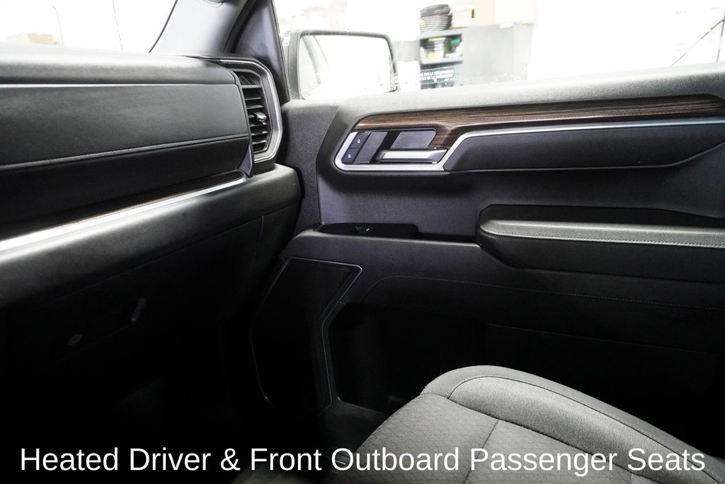 2025 CHEVROLET SILVERADO - Image 25