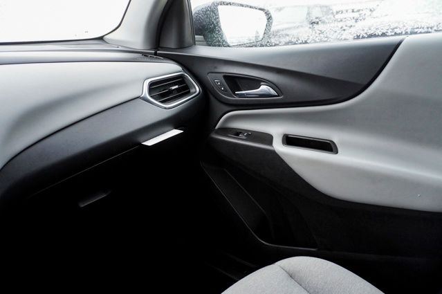 2022 CHEVROLET EQUINOX - Image 28