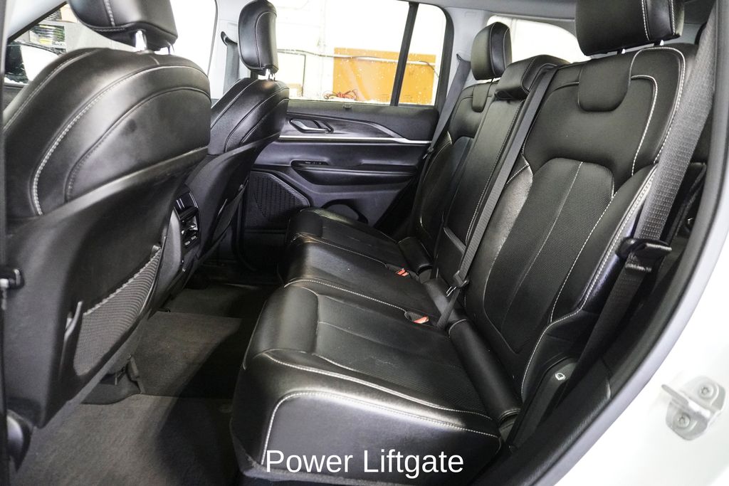 2023 JEEP GRAND CHEROKEE - Image 9