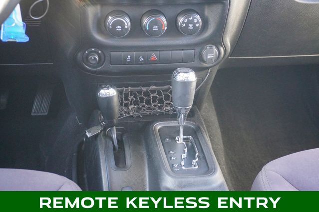 2013 JEEP WRANGLER - Image 11