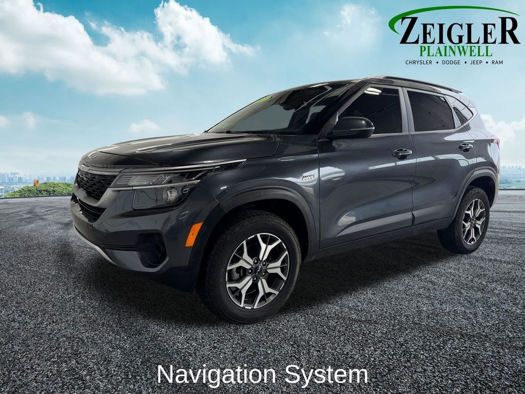 Used 2022 Kia Seltos EX SUV