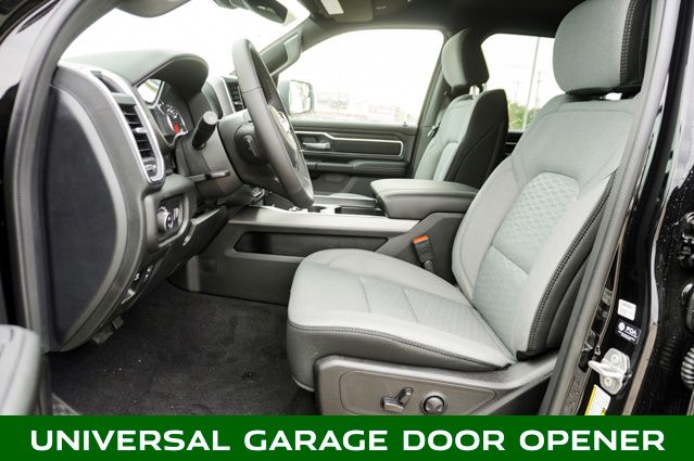 2025 RAM 1500 - Image 11