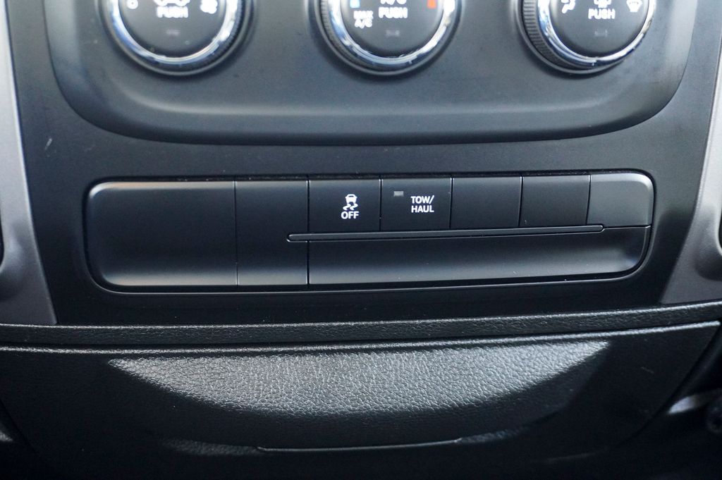 2023 RAM 1500 - Image 39