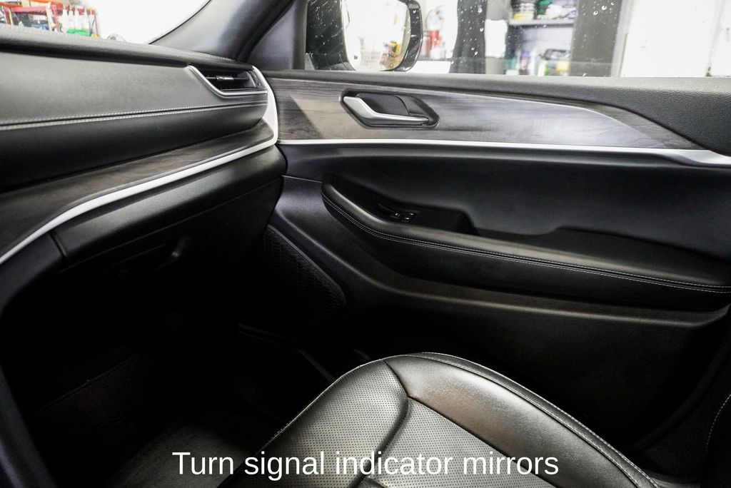 2024 JEEP GRAND CHEROKEE L - Image 34