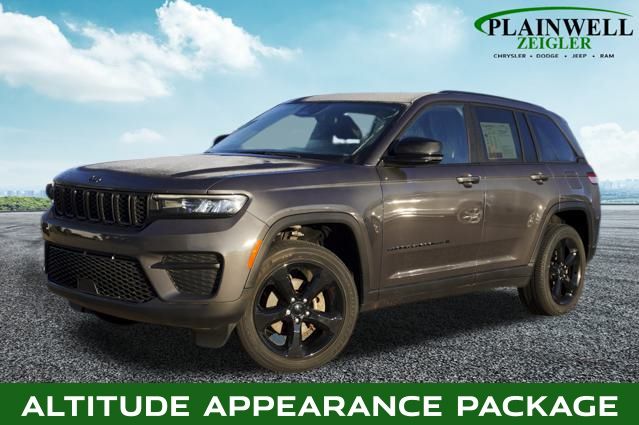 2023 JEEP GRAND CHEROKEE - Image 1