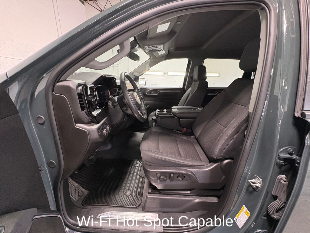 2025 CHEVROLET SILVERADO - Image 18