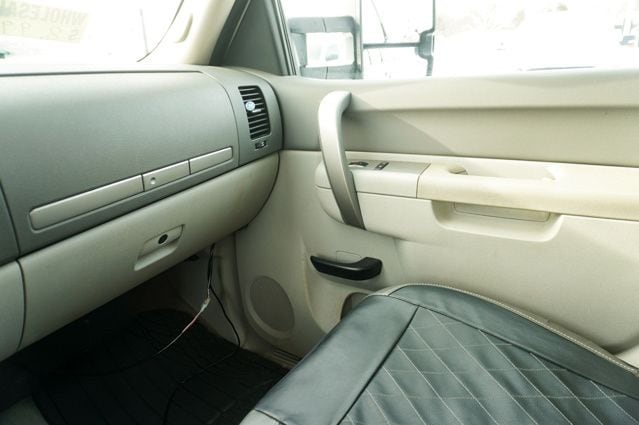 2010 GMC SIERRA - Image 21