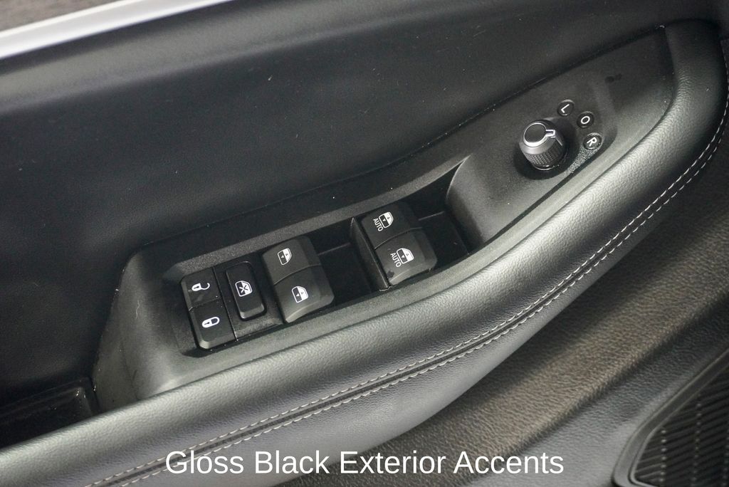 2024 JEEP GRAND CHEROKEE L - Image 32