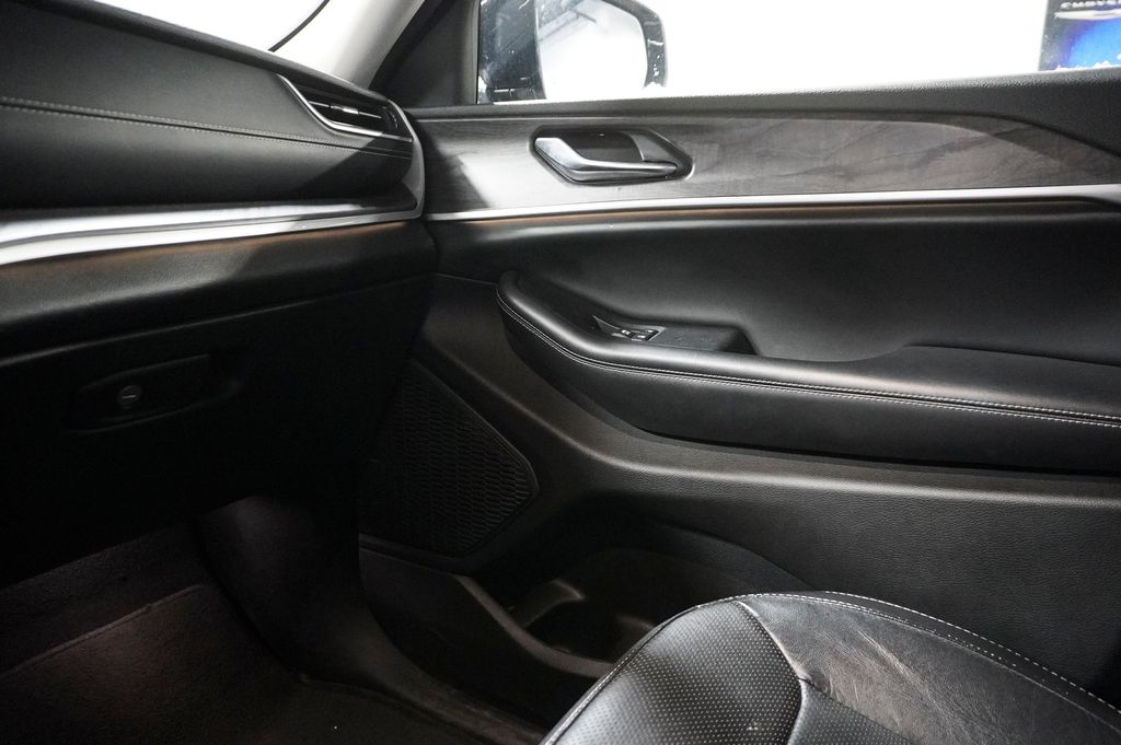 2023 JEEP GRAND CHEROKEE - Image 31