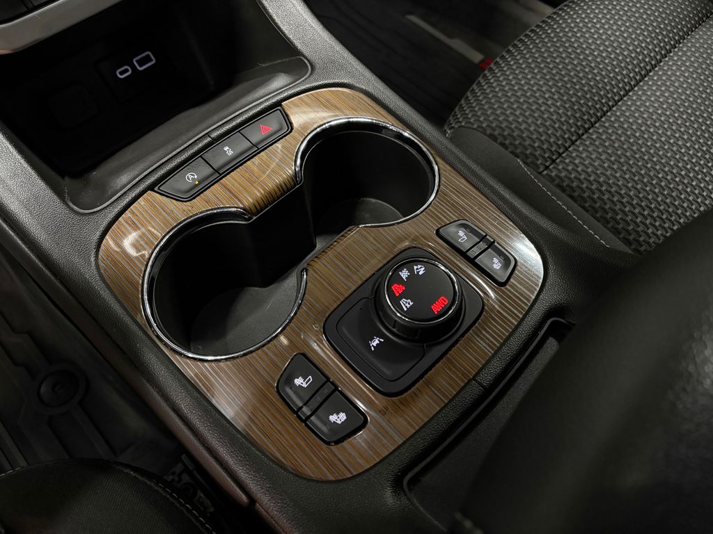 2023 GMC ACADIA - Image 29