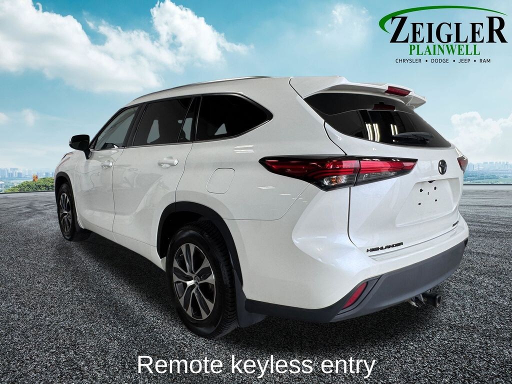 Used 2020 Toyota Highlander XLE SUV