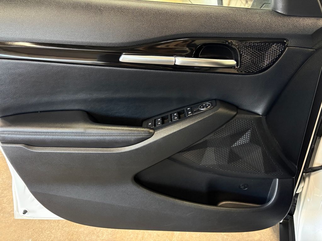 2021 KIA SELTOS - Image 17