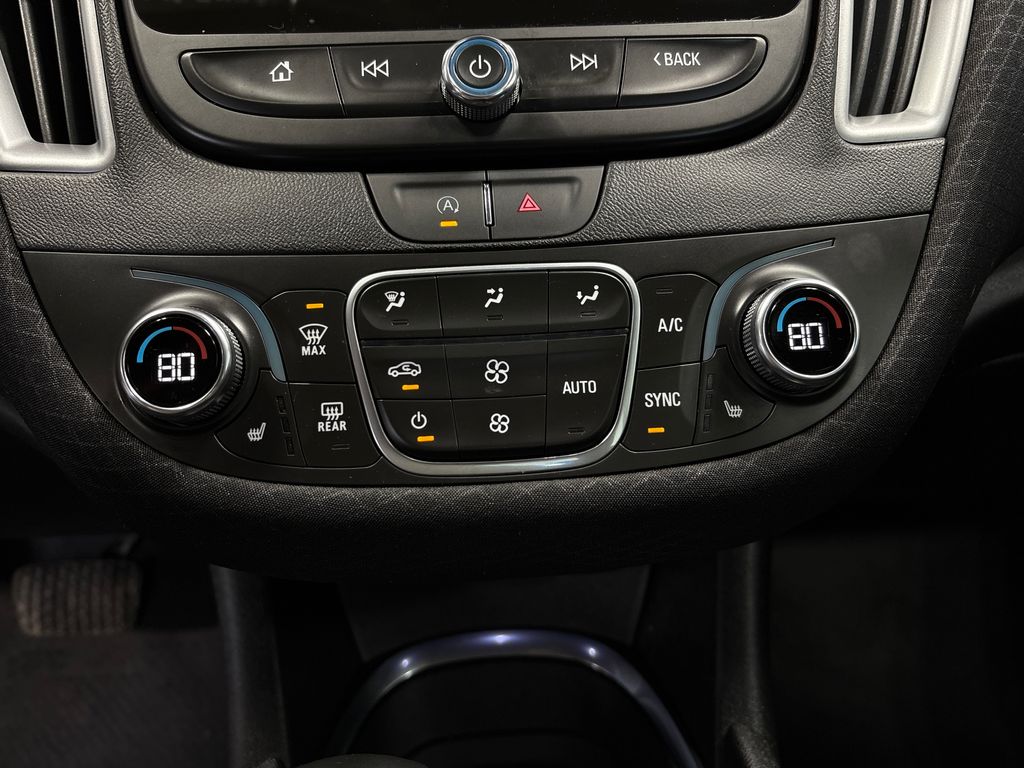 2023 CHEVROLET MALIBU - Image 27