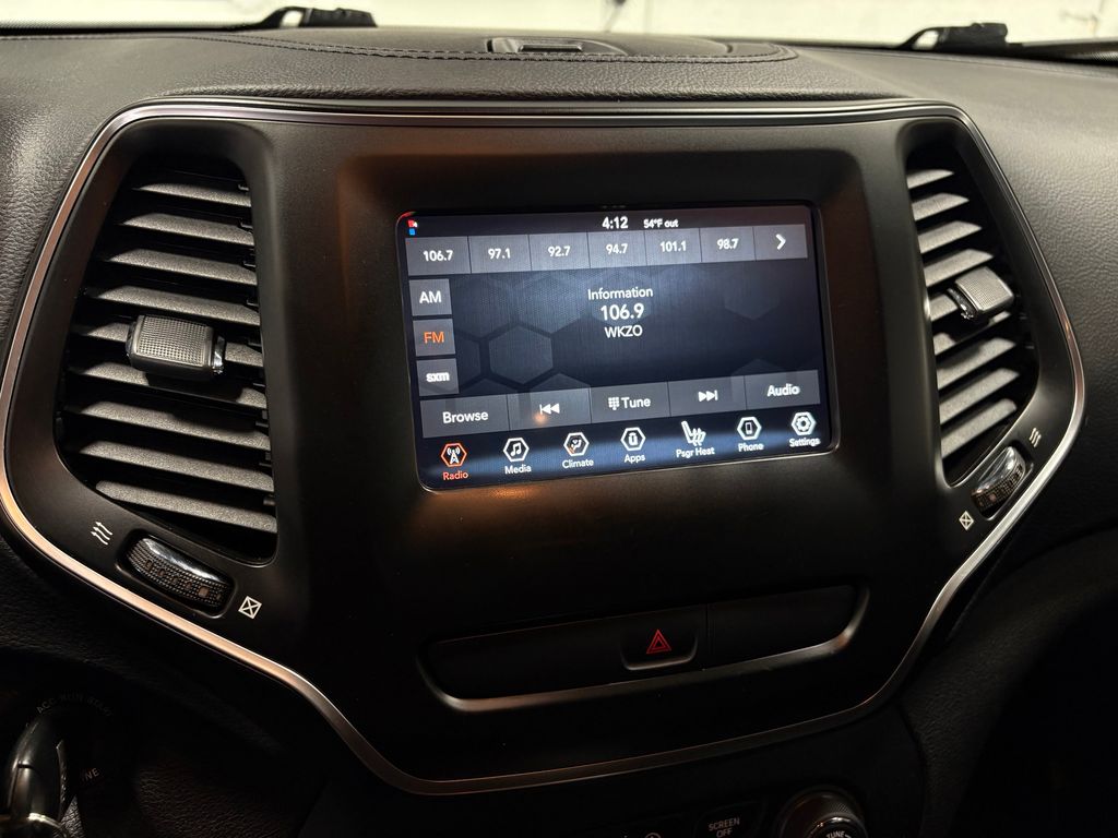 2019 JEEP CHEROKEE - Image 22