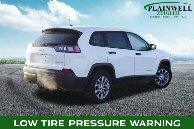 2021 Jeep Cherokee Sport photo 3