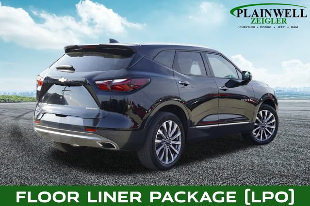 2022 Chevrolet Blazer Premier photo 3
