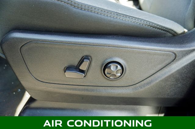 2021 RAM 1500 - Image 12