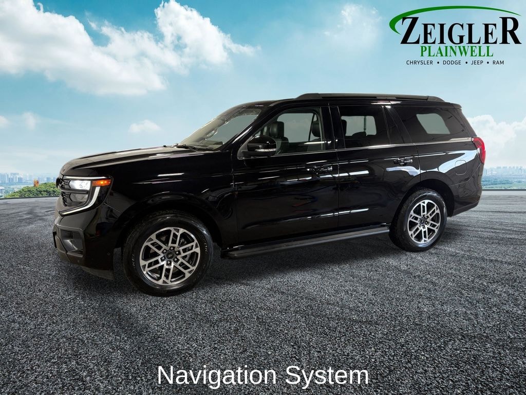 Used 2025 Ford Expedition Active SUV