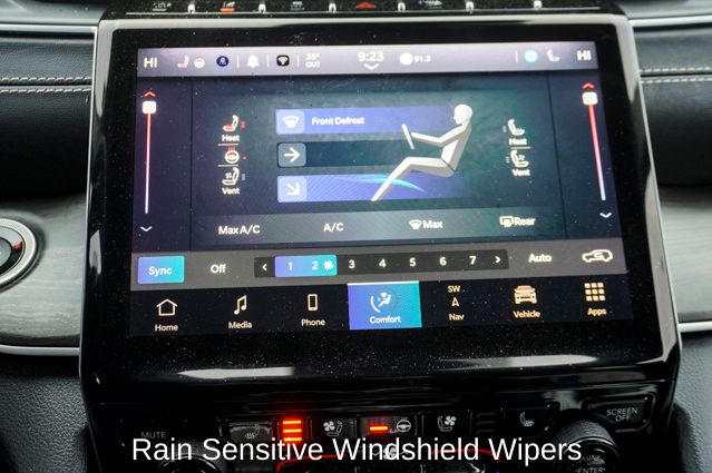 2023 JEEP GRAND CHEROKEE - Image 19