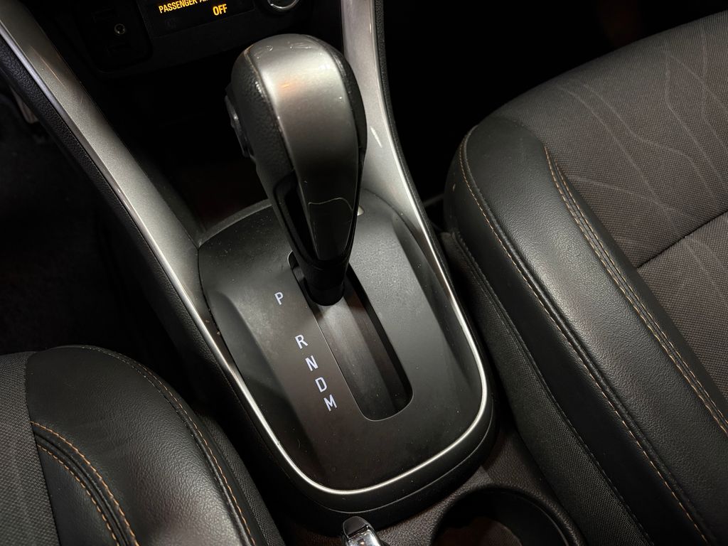 2020 CHEVROLET TRAX - Image 30