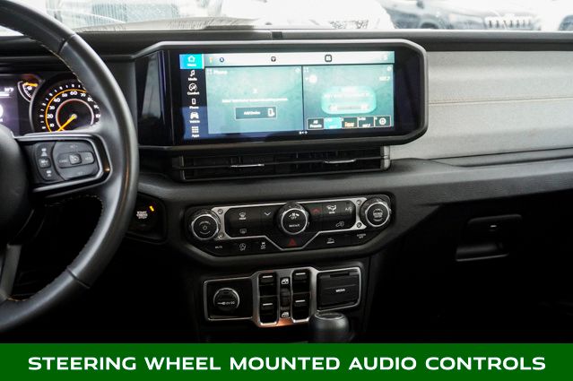 2025 JEEP GLADIATOR - Image 9