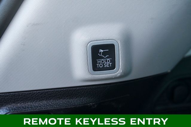 2023 JEEP GRAND CHEROKEE - Image 7