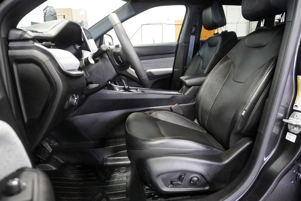 2023 JEEP COMPASS - Image 12