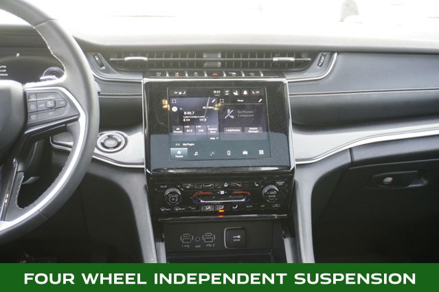 2023 JEEP GRAND CHEROKEE - Image 12