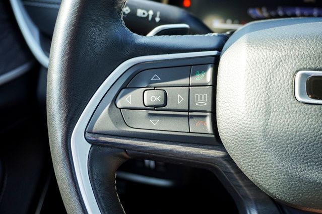 2022 JEEP GRAND CHEROKEE L - Image 25