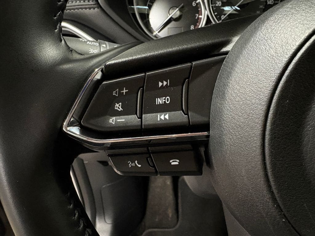 2025 MAZDA CX-5 - Image 22