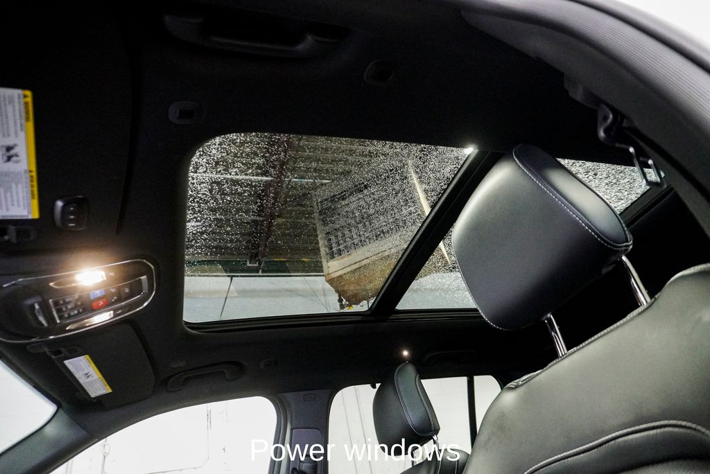 2024 JEEP GRAND CHEROKEE - Image 16