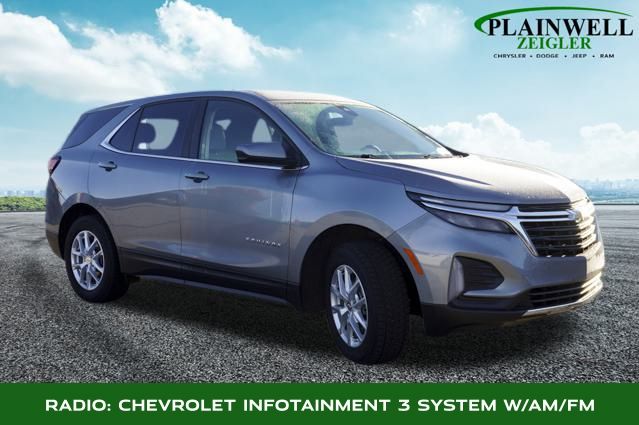 2023 Chevrolet Equinox LT photo 2