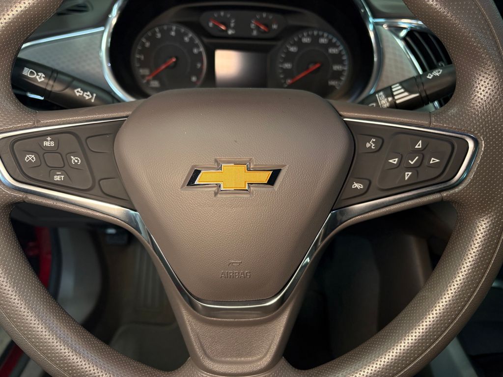 2019 CHEVROLET MALIBU - Image 18