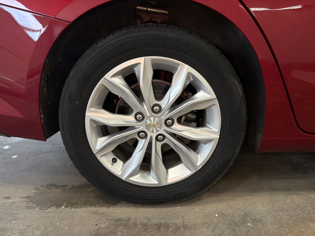 2019 CHEVROLET MALIBU - Image 33