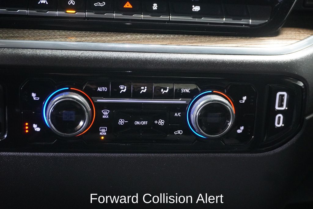 2025 CHEVROLET SILVERADO - Image 18